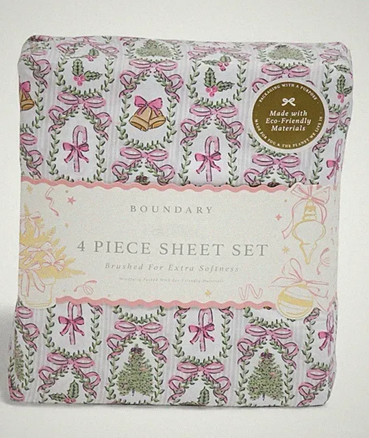 ENVOGUE boundary Christmas Coquette Sheet Set QUEEN NEW Christmas Trees & Bows