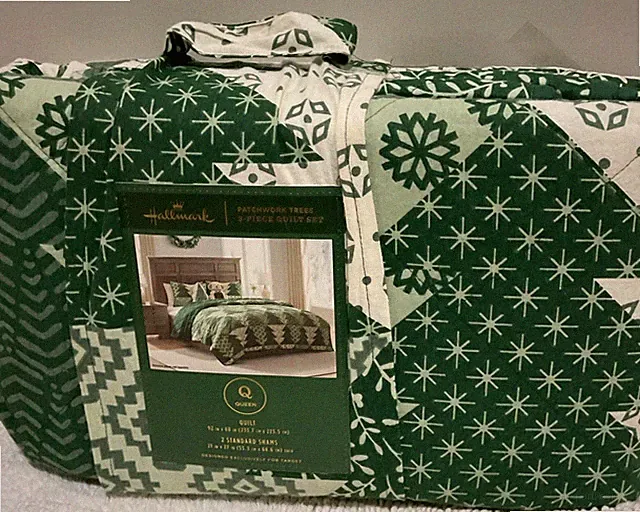 Hallmark Chrismass Queen Quilt Set 3 Pcs Patchwork Trees