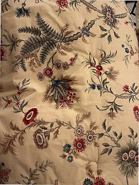 Rose Tree Home Floral Comforter Beige Green Red Blue Bedroom Bedding. Vintage