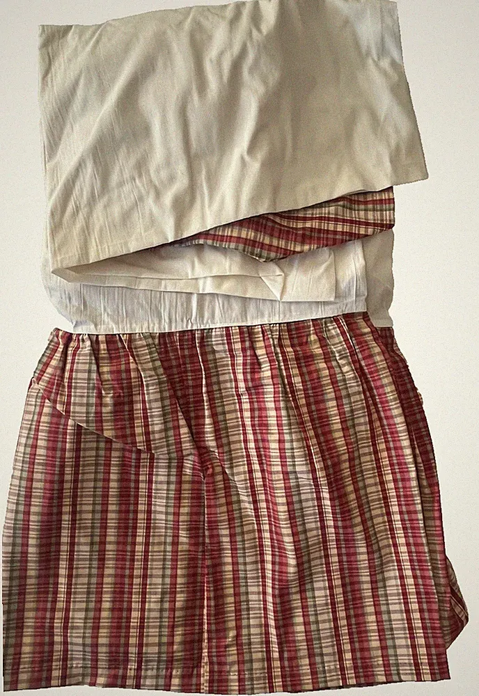 Rose Tree Hyde Park Queen Bed Skirt Plaid 18" drop