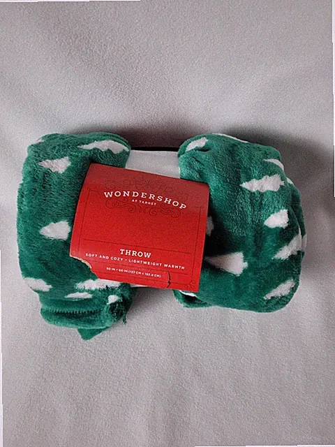 Wondershop Tree throw blanket from Target soft & cozy lightweight 50" x 60"
